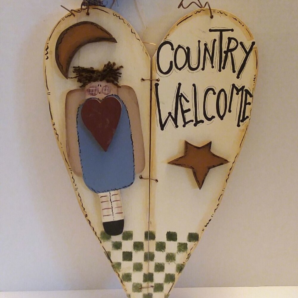 Country Welcome Heart Shaped Decor